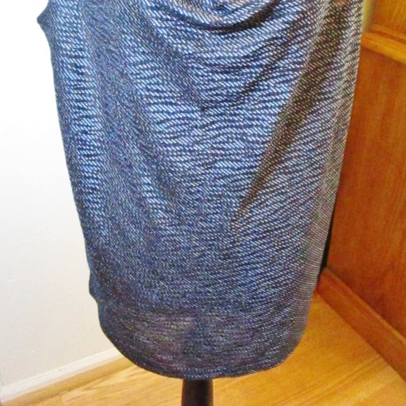 Jones New York Signature Woman Sleeveless Top, Draped Neck, Navy Blue, Size 1X - Picture 2 of 11